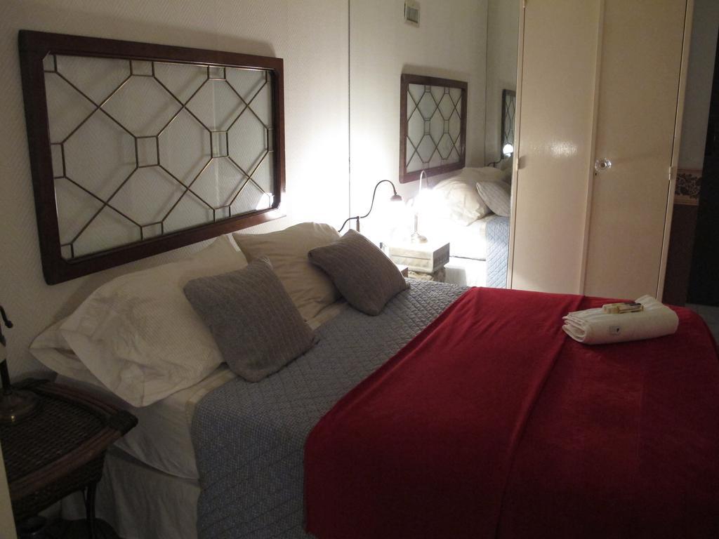 La Casona De Grace Bed and Breakfast Olivos Kamer foto